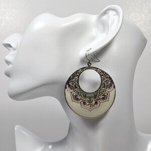 💎 Striking Enamel and Gold Circle Drop Earrings 💎